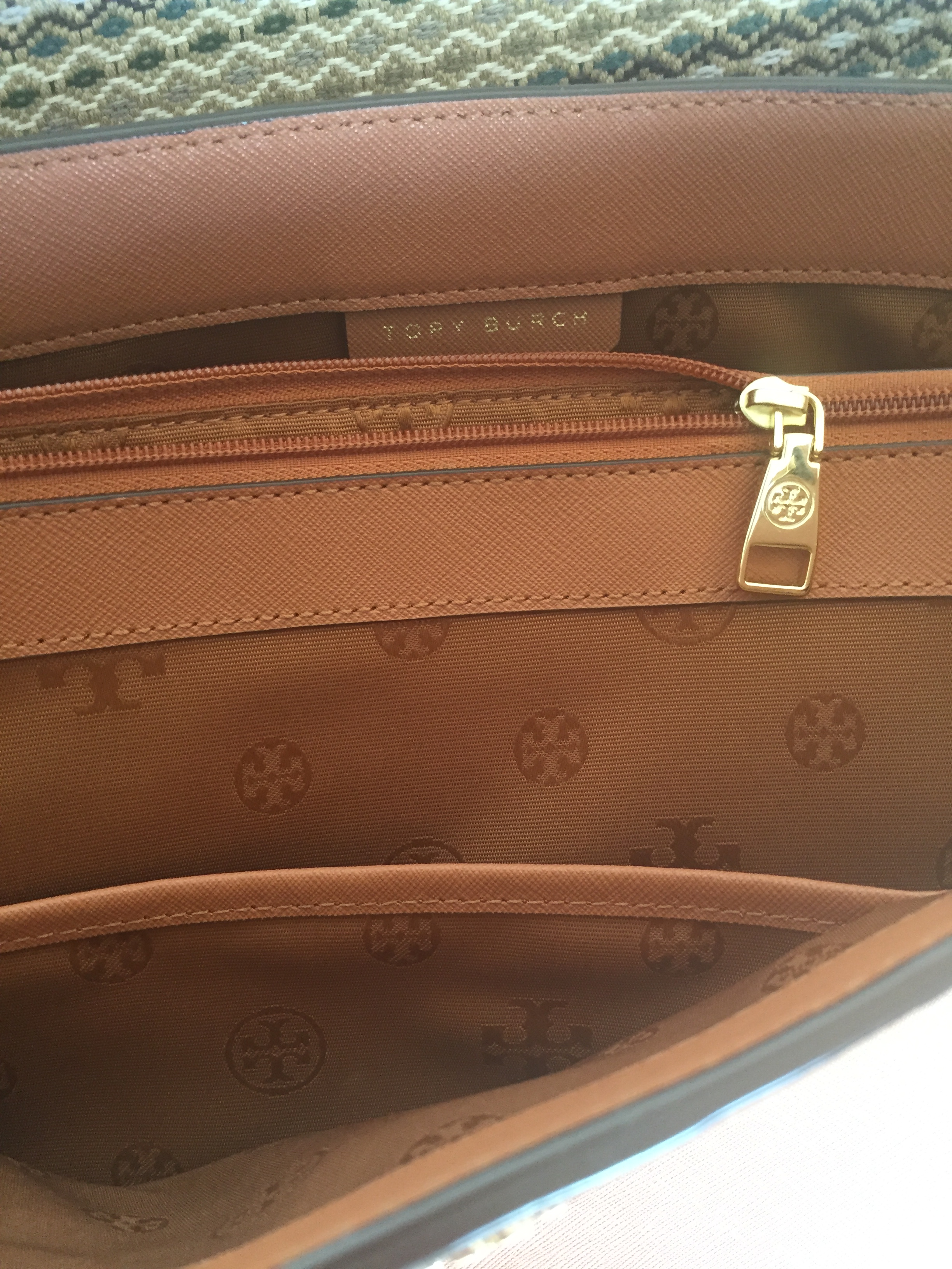 Tory+Burch+Small+York+Saffiano+Leather+Buckle+Tote+Black for sale